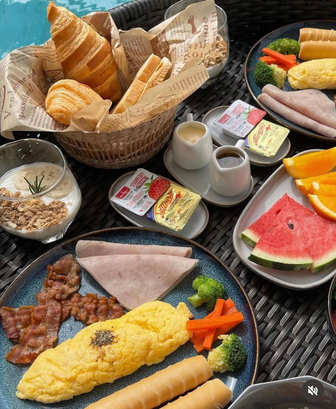 Sarorach Pool Villa Resort Kohlarn 외부 사진
